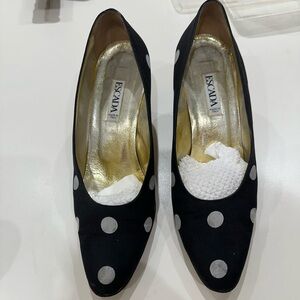 Escada, size 10 black and cream